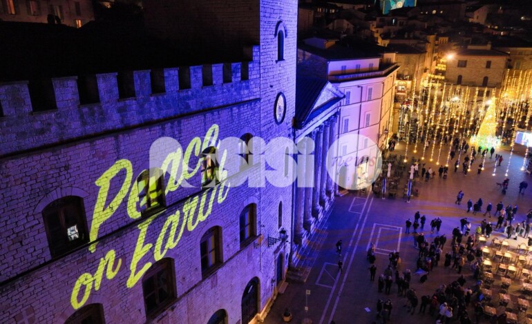 Banksy ad Assisi, ultimi giorni per visitare la grande mostra alla Rocca Maggiore
