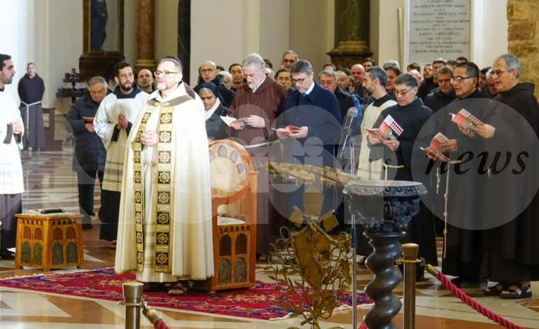 Aperto il Centenario della morte di san Francesco: dalla Cappella del Transito un tempo di grazia per la Chiesa e per il mondo (foto)
