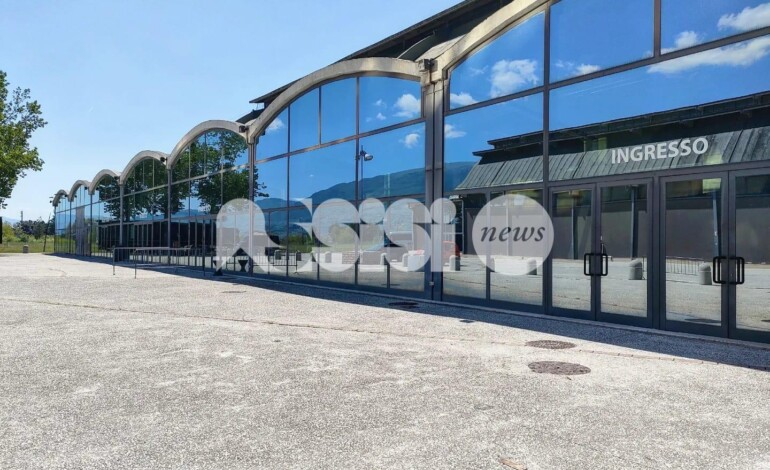 Bando per la gestione del bar del Lyrick ad Assisi: domande entro il 16 gennaio