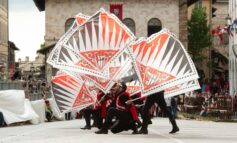 Giovani apprendisti cercasi, gli Sbandieratori di Assisi aprono alle nuove leve