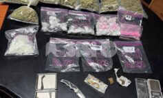 Arrestato minorenne, aveva in casa oltre 1 kg di droga: a denunciarlo la mamma