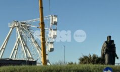 Una vista “fuorimano” nel cuore delle celebrazioni: la ruota panoramica arriva ad Assisi (foto)