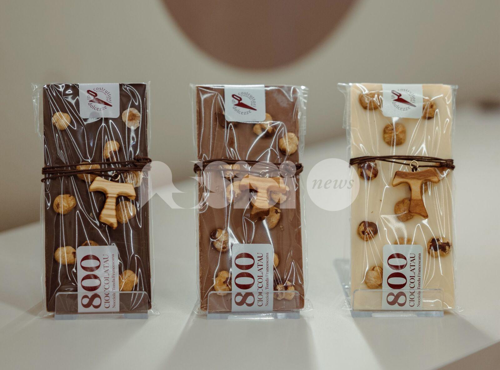Ottocentenario, tavolette di cioccolata dedicate a San Francesco d'Assisi firmate Costruttori di Dolcezze (foto)