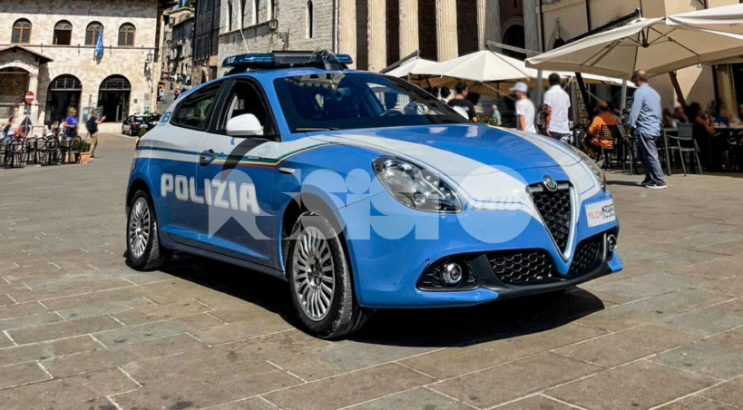 Ha 50 grammi di hashish in casa pronti per lo spaccio: arrestato 28enne