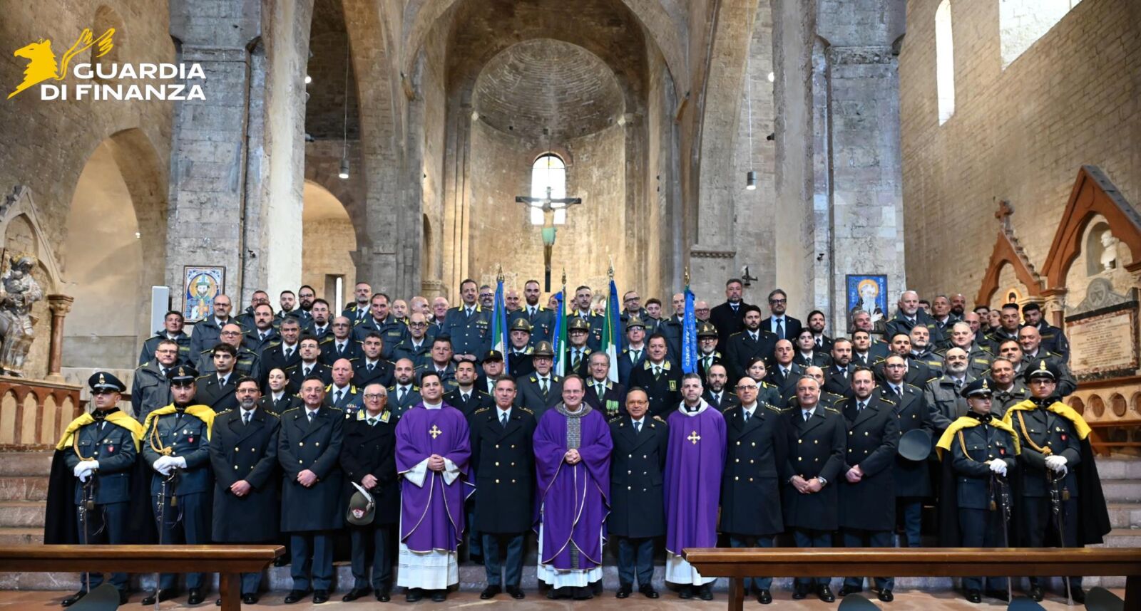 Celebrato ad Assisi nell'abbazia di San Pietro il precetto pasquale della guardia di finanza umbra (foto)