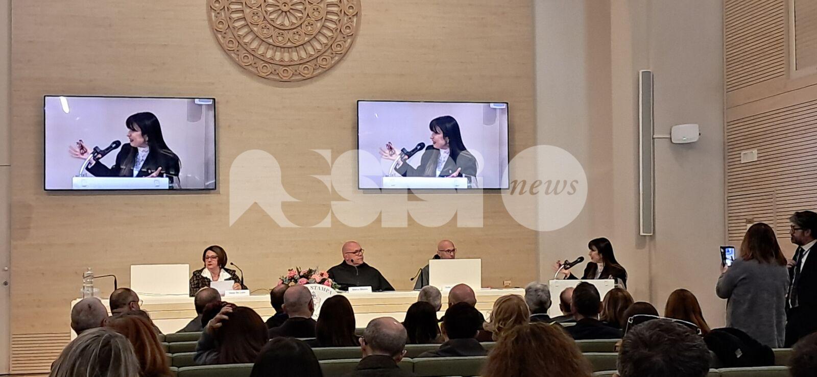 Si chiude l’ostensione: oltre 370mila pellegrini giunti ad Assisi in un mese