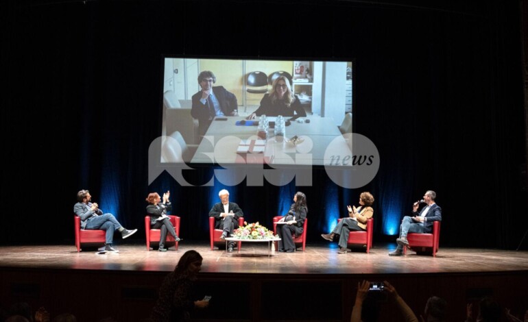 Aperto ad Assisi il secondo Festival dei beni comuni: amministratori pubblici ed esperti a confronto