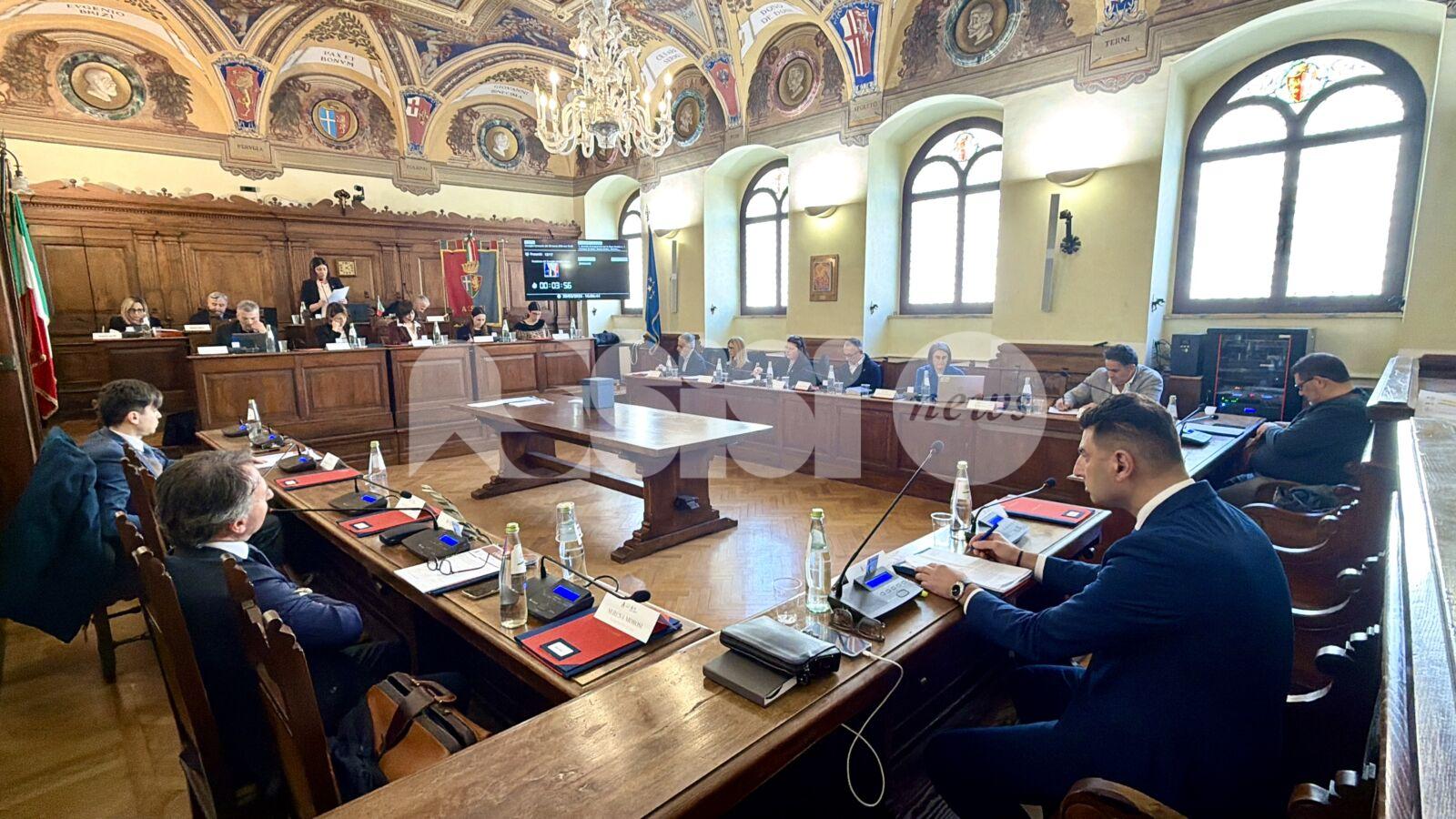 Servizi sociali, infrastrutture e made in Italy: ieri sera il consiglio comunale