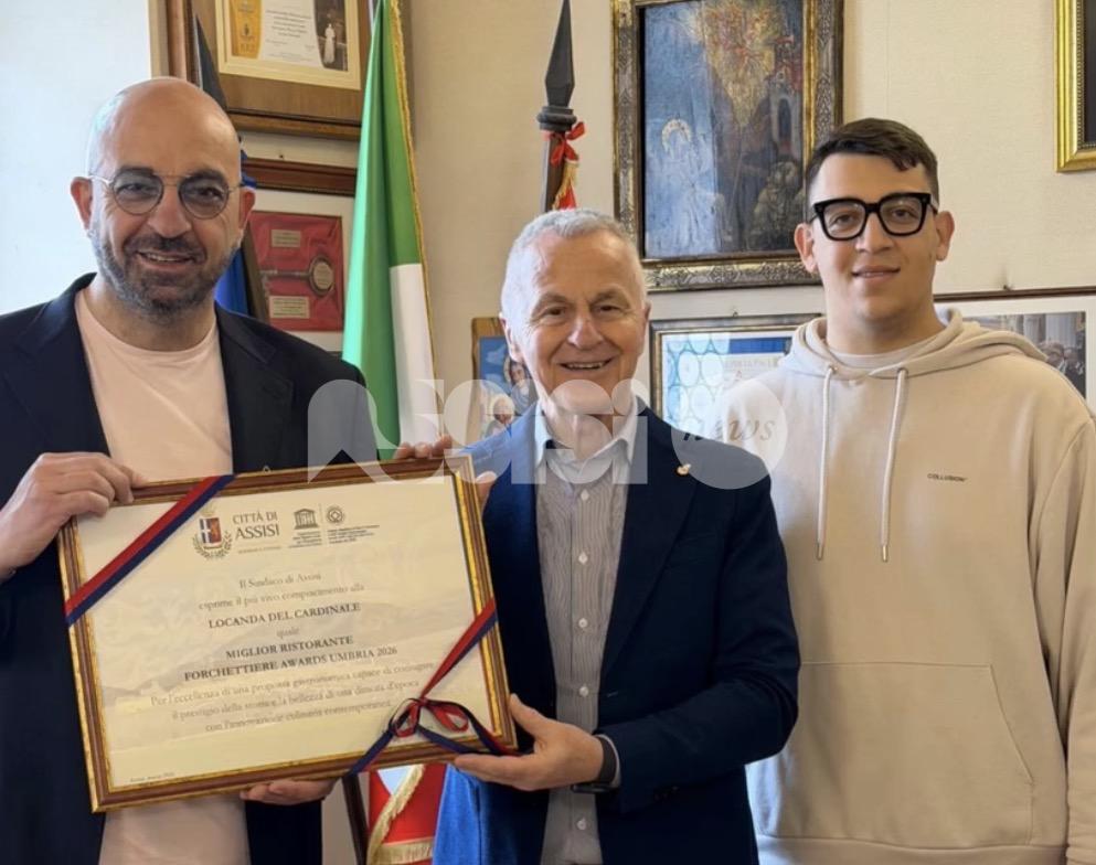 Assisi premia la Locanda del Cardinale: riconoscimento ufficiale dalla Città al prestigioso ristorante