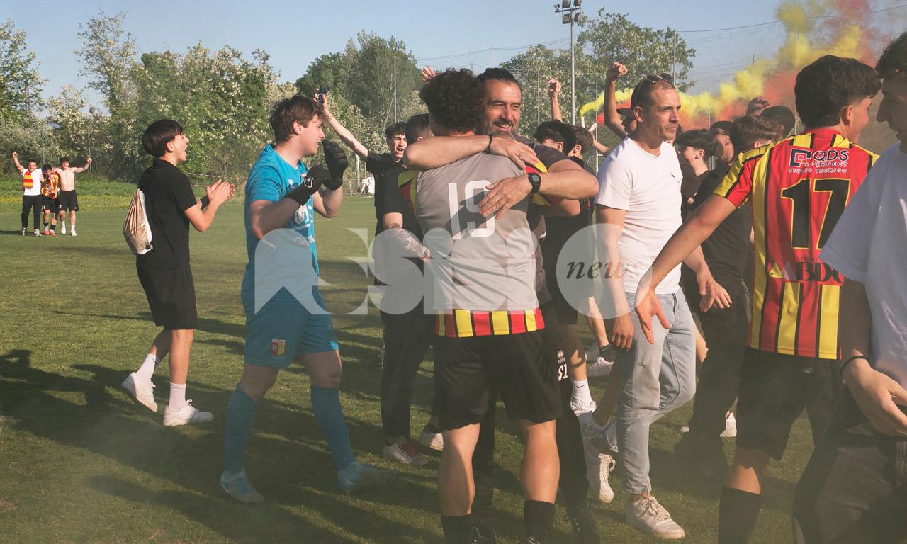 Esplode la grande festa dell’Angelana, vittoria 0-1 sulla Pontevecchio: giallorossi promossi in Serie D (foto+video)