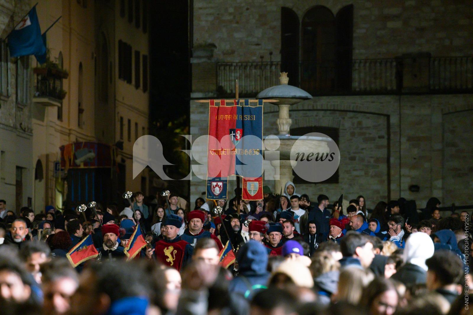 Al via da domani il Calendimaggio di Assisi 2026: tutto pronto per la sfida tra Sopra e Sotto