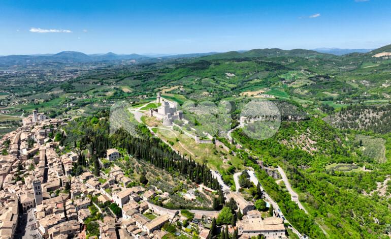 Il Monte Subasio protagonista dell’estate 2026 ad Assisi con quattro mesi di eventi: il programma