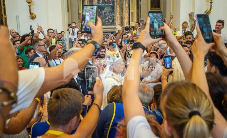 “Go!” diventa missione: Papa Leone XIV conclude ad Assisi il Franciscan Youth Meeting (foto e video)