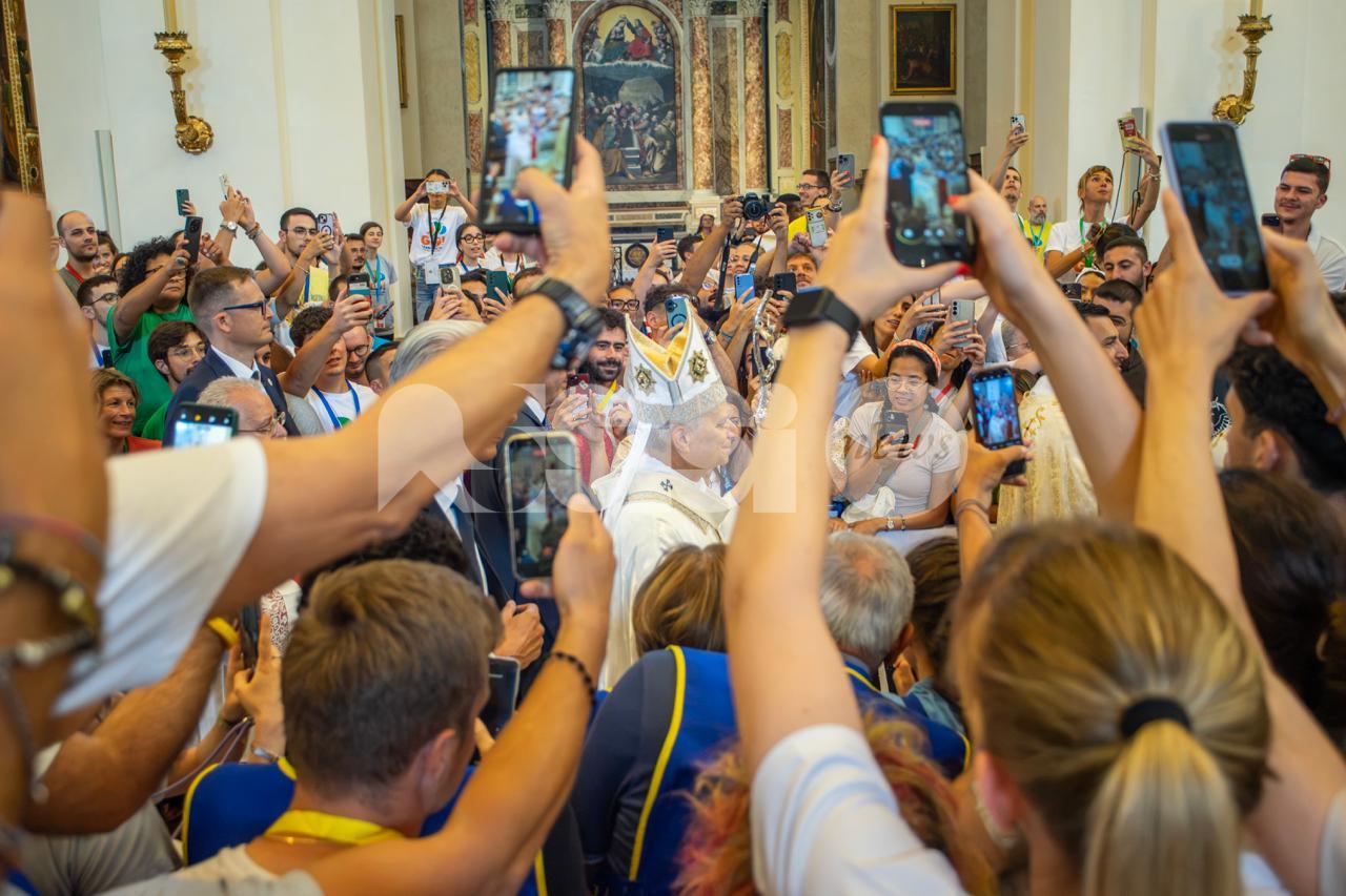 “Go!” diventa missione: Papa Leone XIV conclude ad Assisi il Franciscan Youth Meeting (foto e video)
