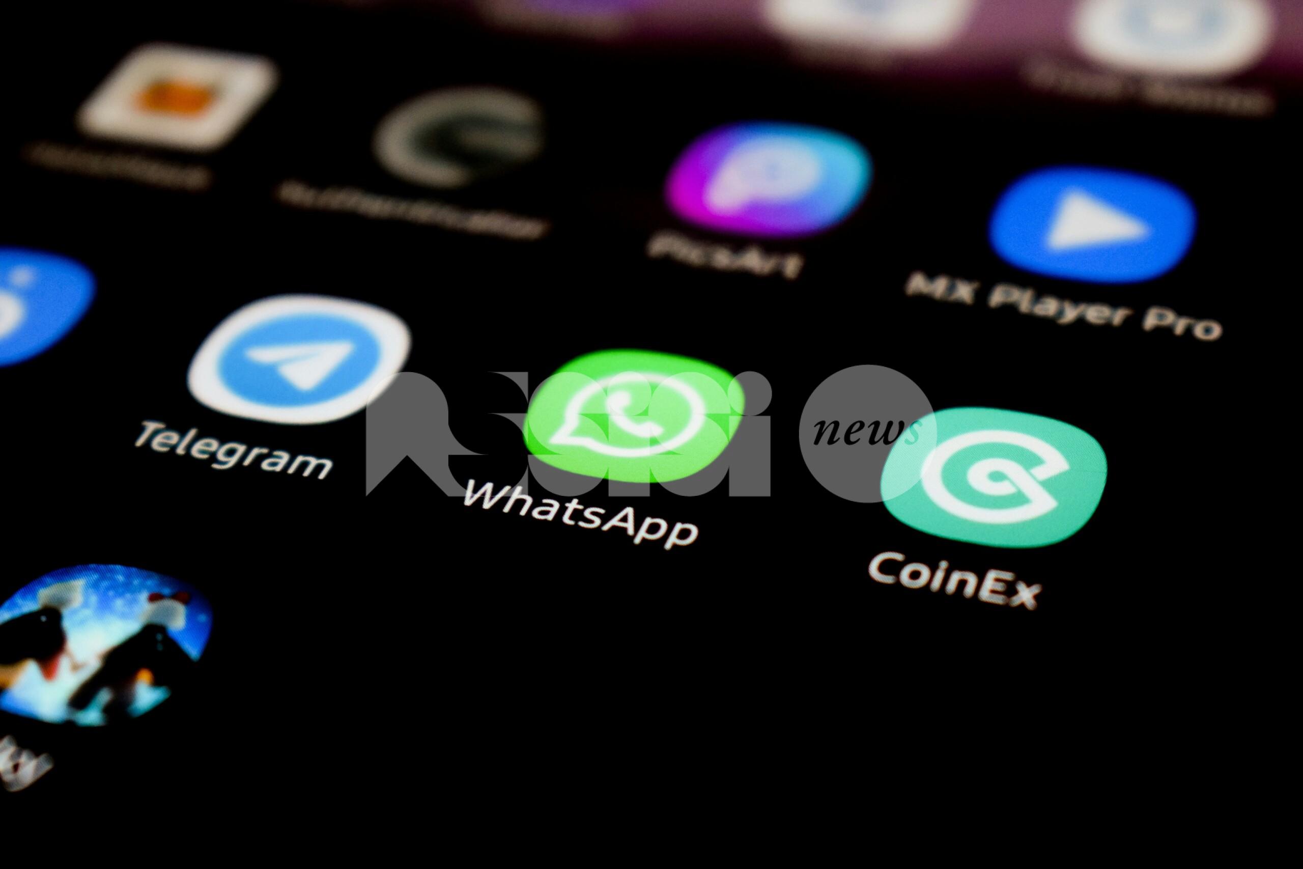 WhatsApp, allarme attacchi zero-click: i consigli della Polizia per evitare le truffe