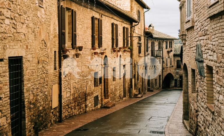 Vivere il centro, parte della minoranza critica le consulenze ai tecnici per il rilancio del “cuore” di Assisi