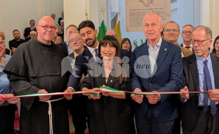 Creature umbre, a Palazzo Donini il racconto delle città umbre che hanno celebrato san Francesco