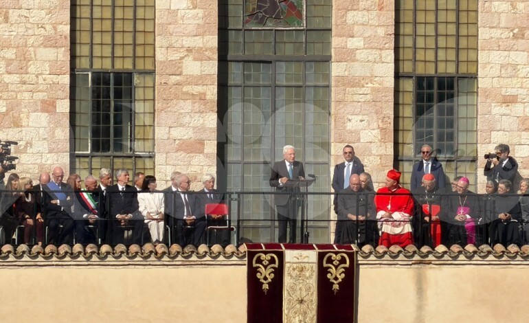 A San Francesco Patrono d’Italia il saluto di Mattarella e di Papa Leone XIV: foto e video