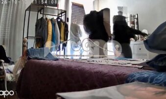 Assisi, furto in pieno giorno alle case nuove: in tre a volto coperto ripresi dalle telecamere