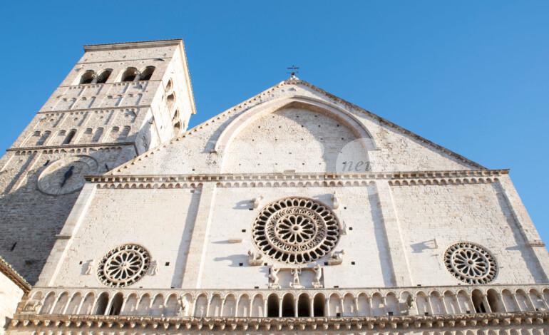 La parrocchia di San Rufino si mobilita per suor Anna Maria: “Si ripensi il trasferimento”