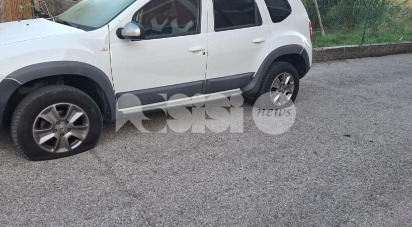 Gomme squarciate a Santa Maria, l'accaduto in  via Protomartiri Francescani