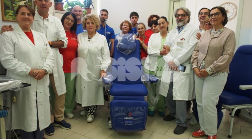 Ospedale di Assisi, donata una poltrona per l'Unità raccolta sangue